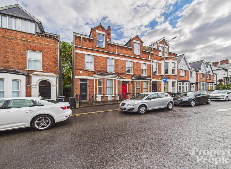 28 Malone Avenue, Belfast, BT9 6ER photo