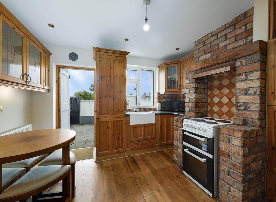 1 Cromlech Close, Glenamuck Road South, Kilternan, Dublin, D18E2A4