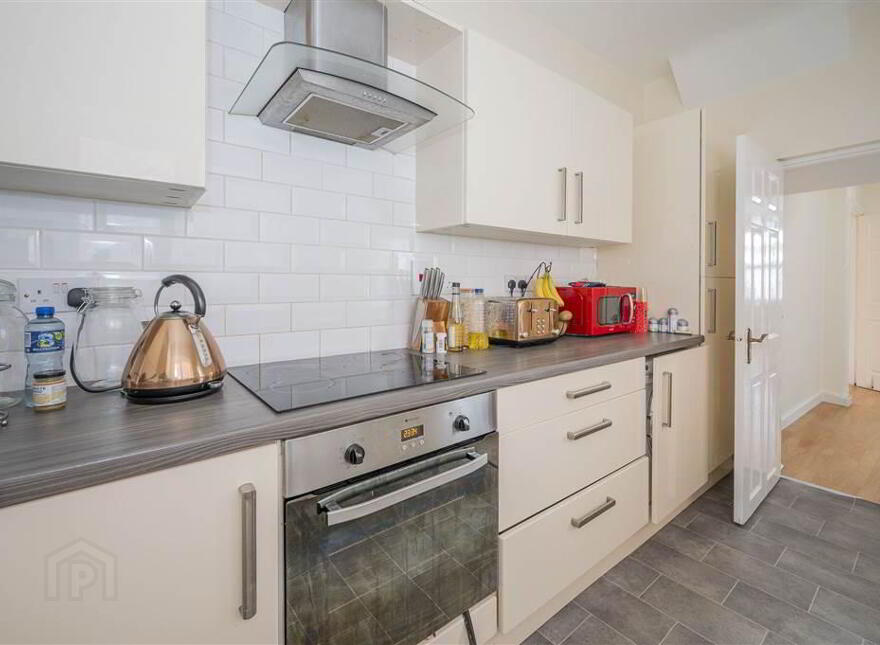 11 Maymount Street, Belfast, BT6 8BH