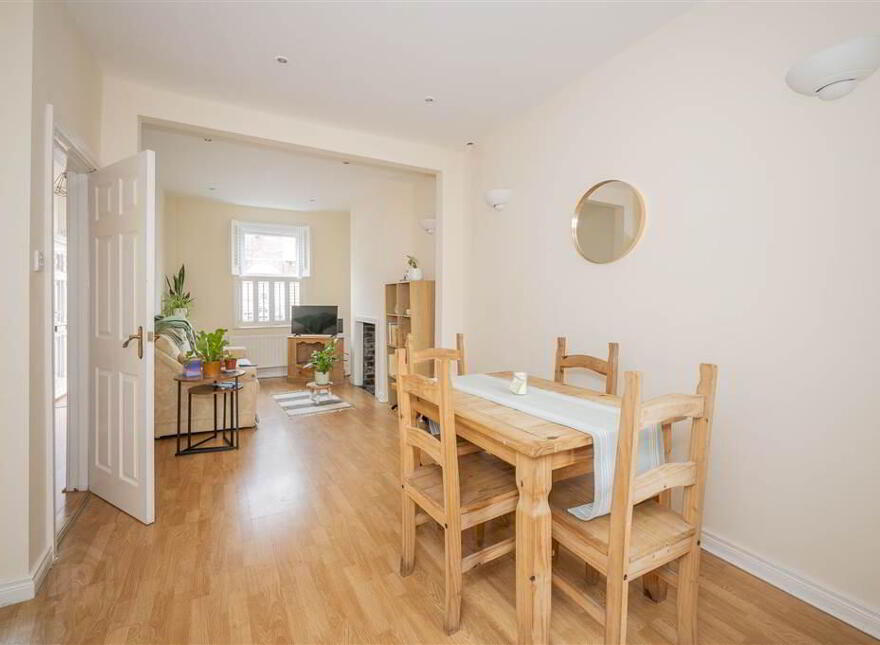 11 Maymount Street, Belfast, BT6 8BH