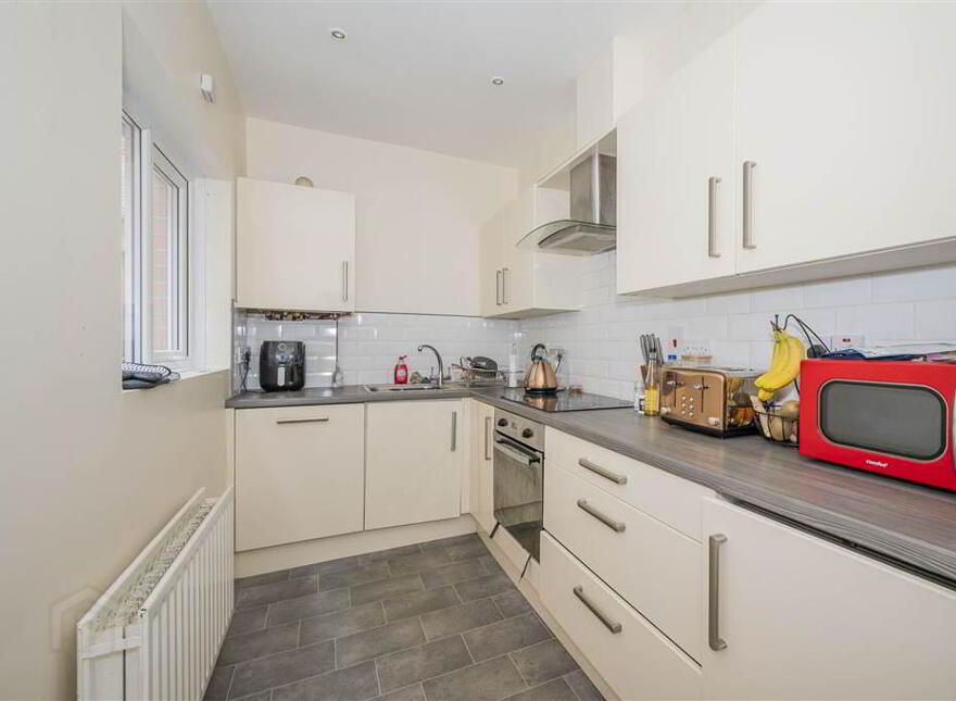 11 Maymount Street, Belfast, BT6 8BH