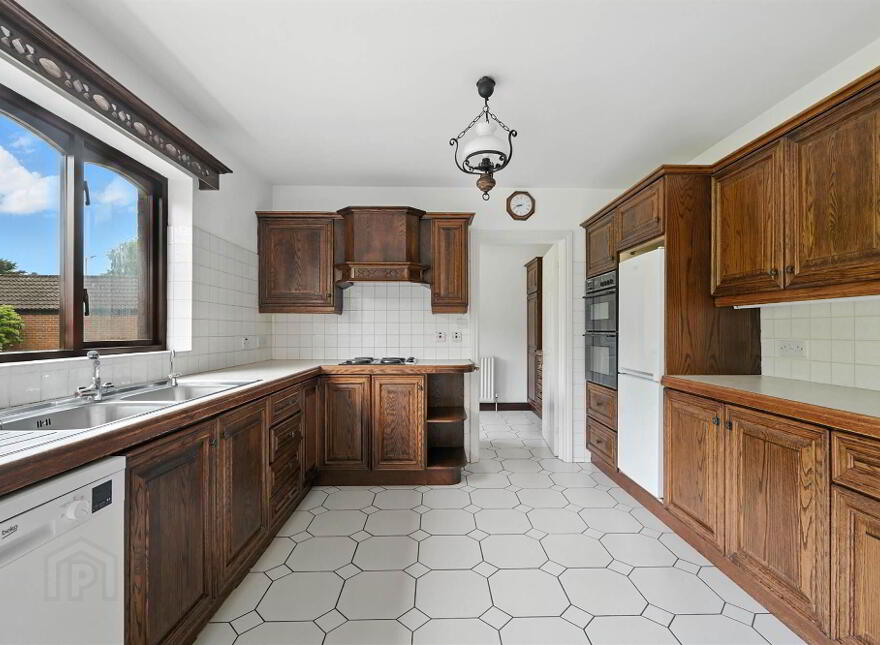 550a Upper Newtownards Road, Ballyhackamore, Belfast, BT4 3HE