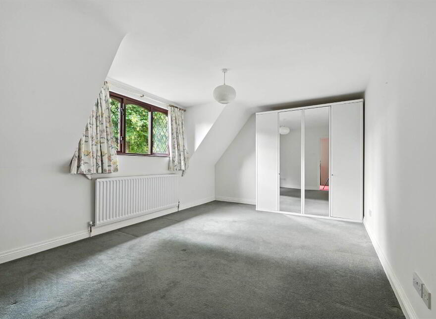 550a Upper Newtownards Road, Ballyhackamore, Belfast, BT4 3HE