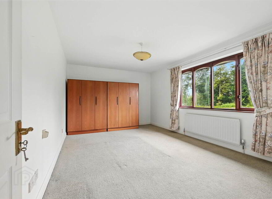 550a Upper Newtownards Road, Ballyhackamore, Belfast, BT4 3HE