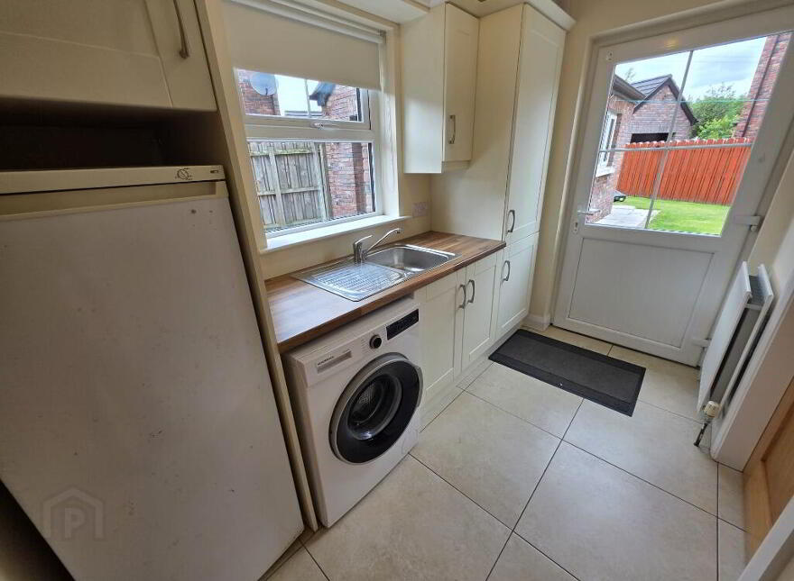 16 Cherryhill, Waringstown, BT66 7UG