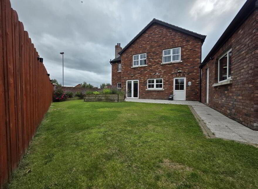 16 Cherryhill, Waringstown, BT66 7UG