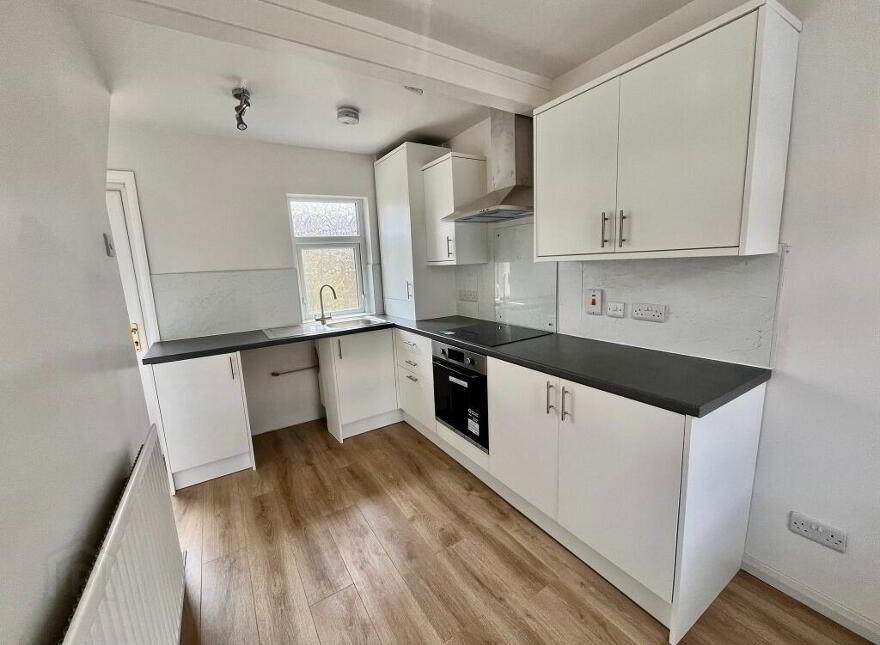 11 Sealands Parade, Belfast, BT15 3NT