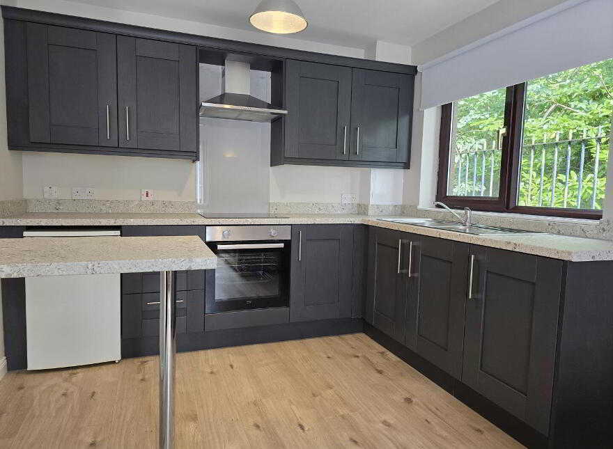 1 Ravenhill Reach, Belfast, BT6 8RA