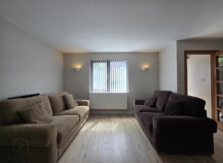 1 Ravenhill Reach, Belfast, BT6 8RA