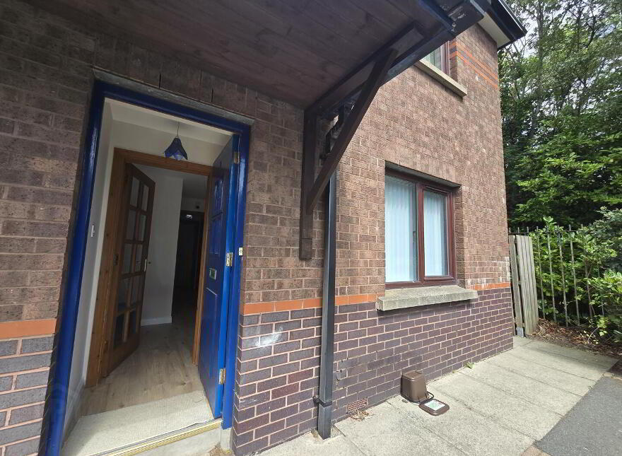 1 Ravenhill Reach, Belfast, BT6 8RA