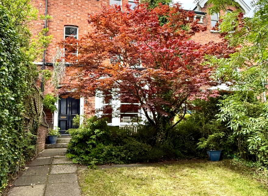 10 Deburgh Terrace, Derry, BT48 7LQ
