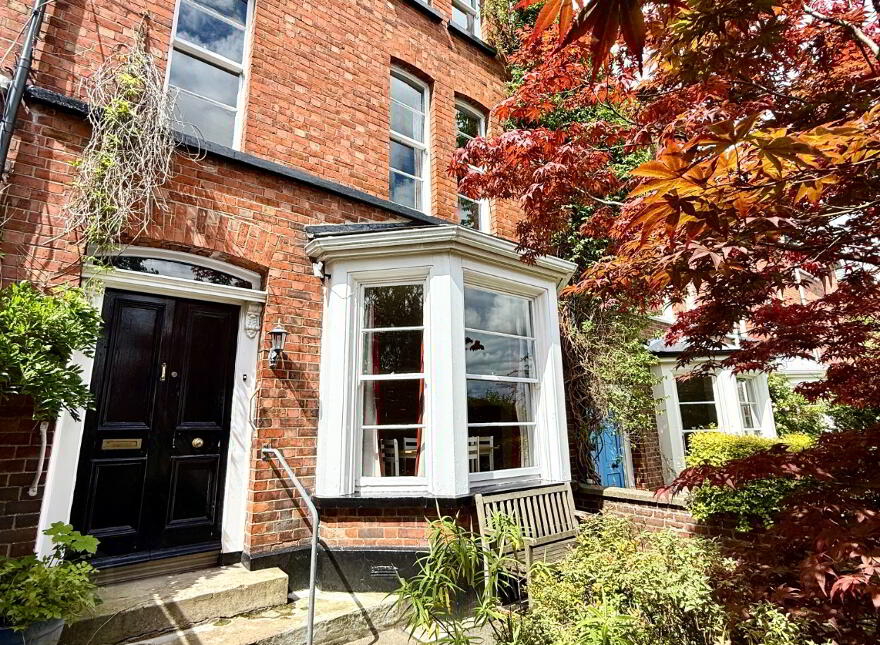 10 Deburgh Terrace, Derry, BT48 7LQ