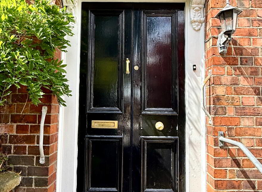 10 Deburgh Terrace, Derry, BT48 7LQ
