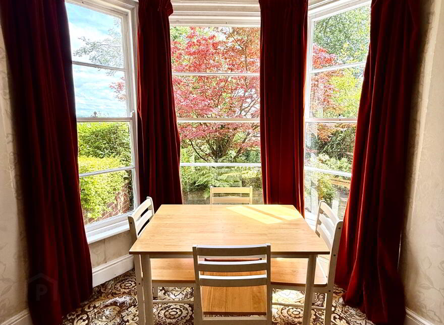 10 Deburgh Terrace, Derry, BT48 7LQ