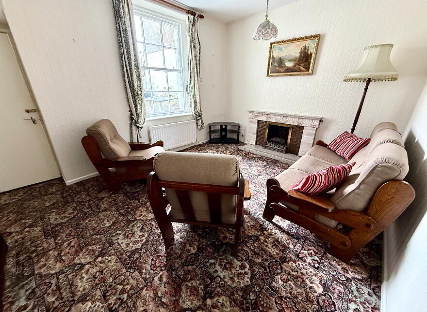 10 Deburgh Terrace, Derry, BT48 7LQ