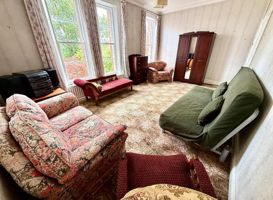 10 Deburgh Terrace, Derry, BT48 7LQ
