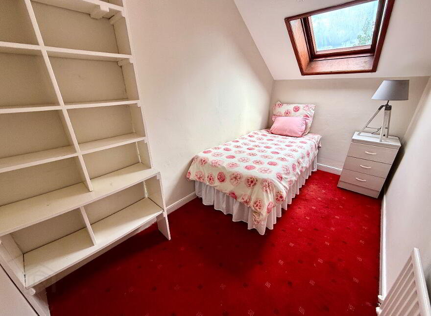 10 Deburgh Terrace, Derry, BT48 7LQ