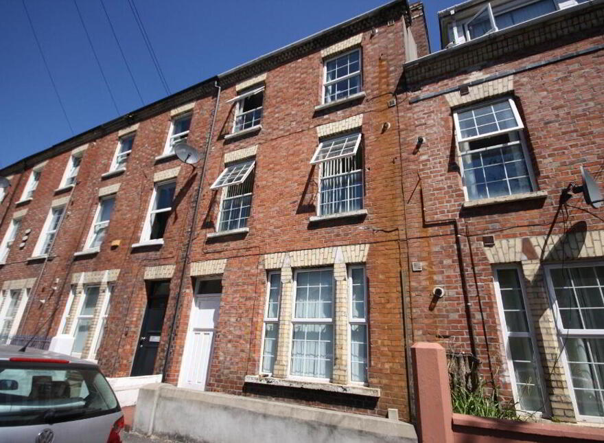 3, 21 Dunluce Avenue, Belfast, BT9 7AW photo