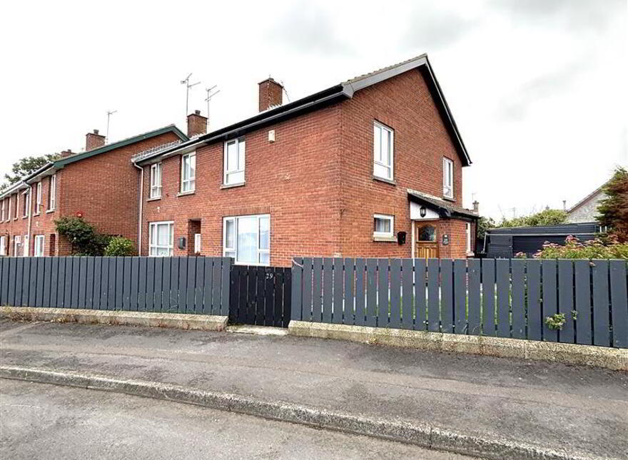 29 Glentaisie Park, Portrush, BT56 8PW photo