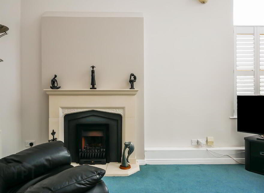 10 Forest Grove, Newtownbreda, Belfast, BT8 6AR