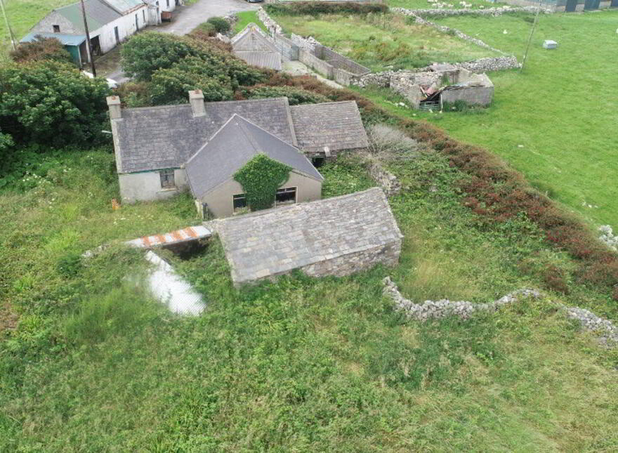 Old Property Errarooey, Falcarragh photo