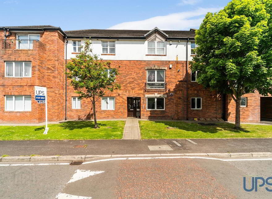 Apt 6, 15 St. Annes Road, Blacks Road, Belfast, BT10 0PQ