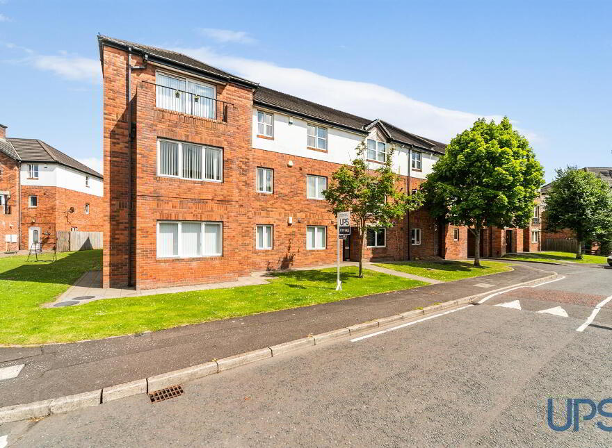Apt 6, 15 St. Annes Road, Blacks Road, Belfast, BT10 0PQ photo