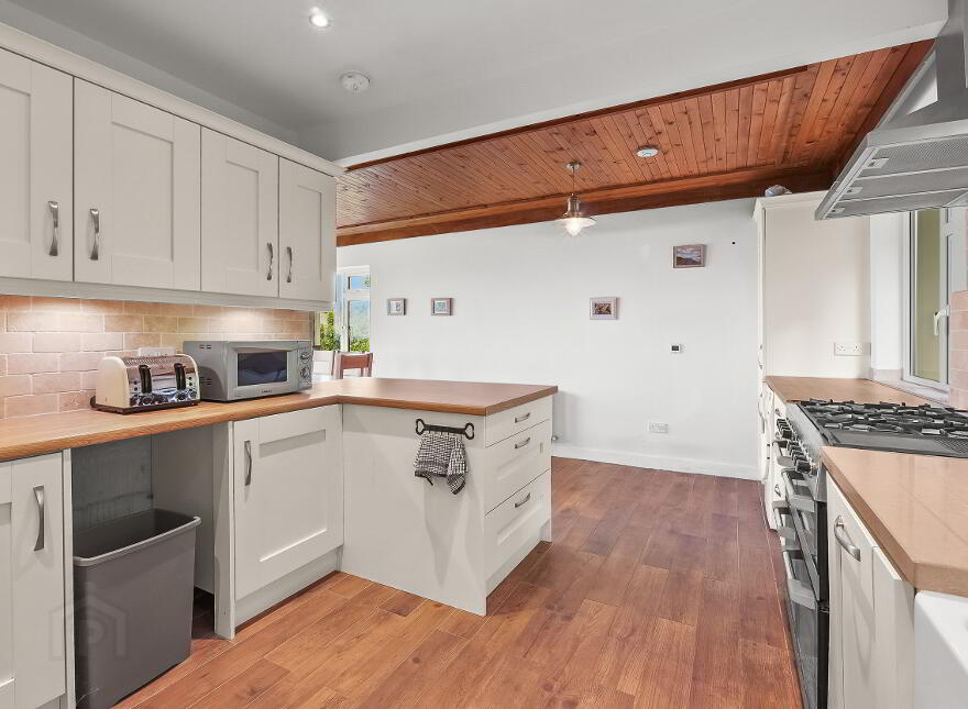 Fortuna Cottage, Kilbeg, Kilcar, F94H0F2
