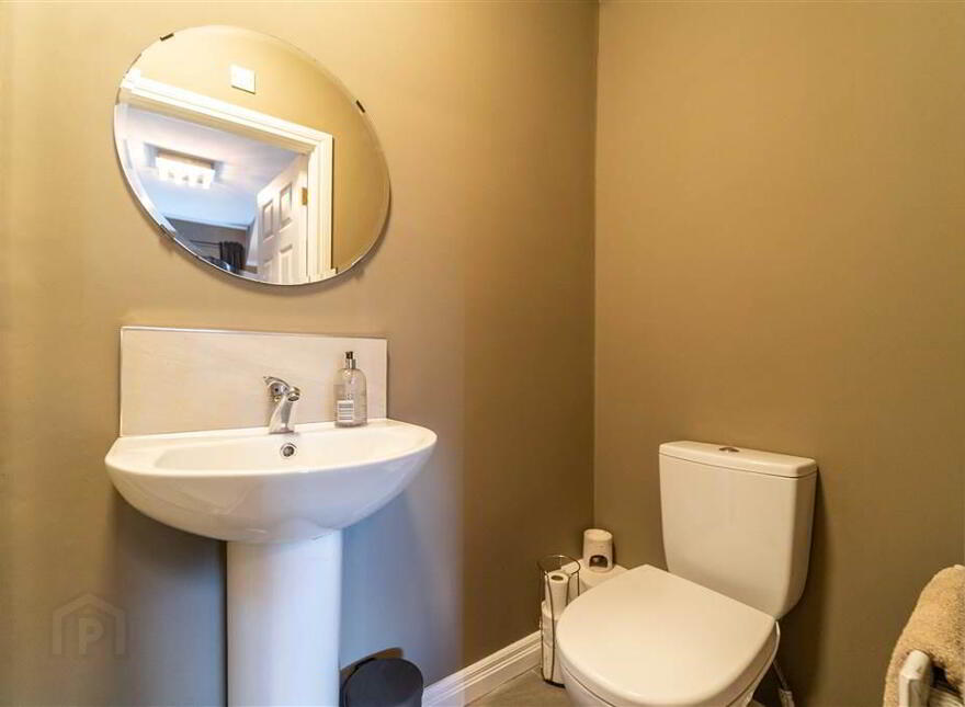 8 Lineybrook Lane, Bangor, BT19 7ED