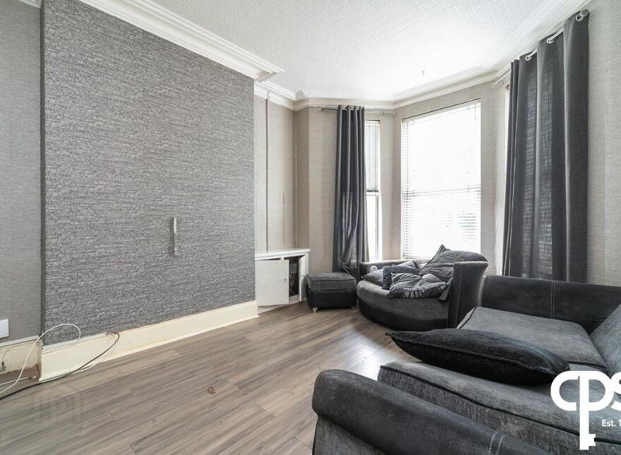 11 Ballygomartin Road, Belfast, BT13 3LA