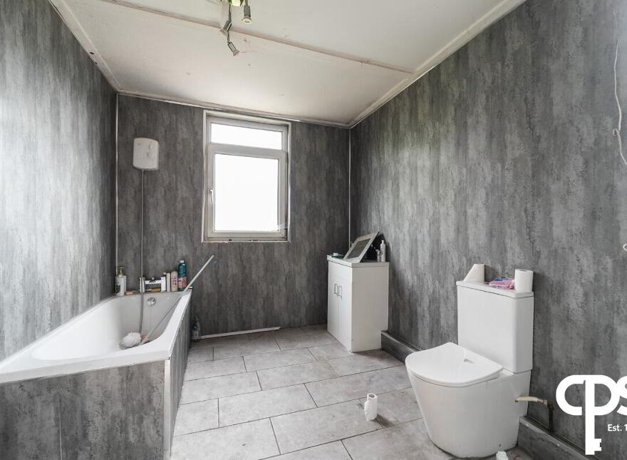 11 Ballygomartin Road, Belfast, BT13 3LA