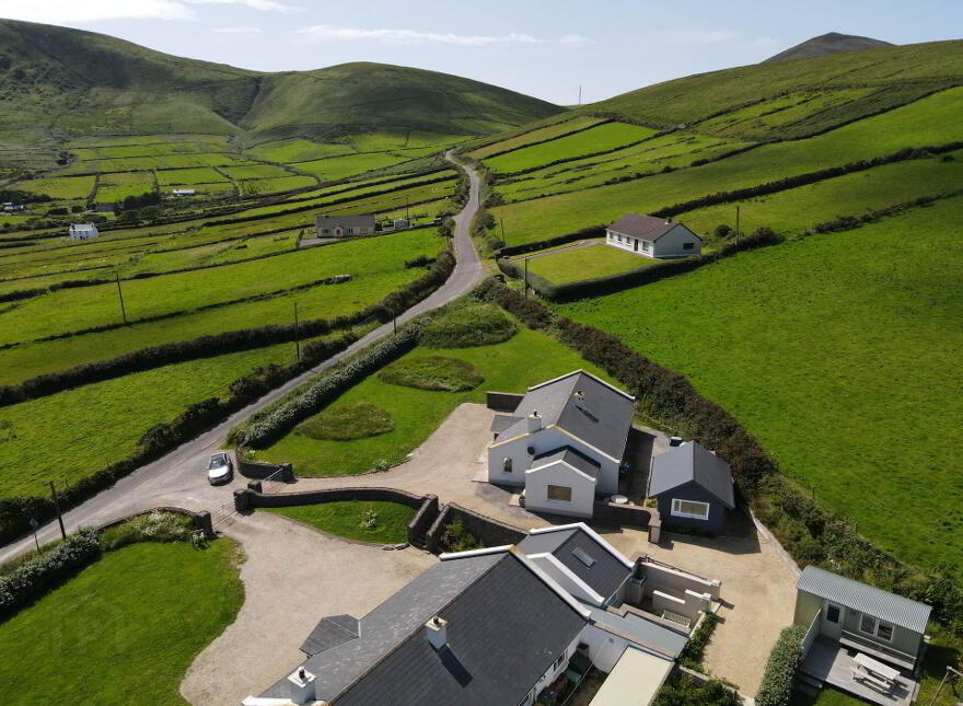 Foxglove Cottage, Coumaleague, Ventry