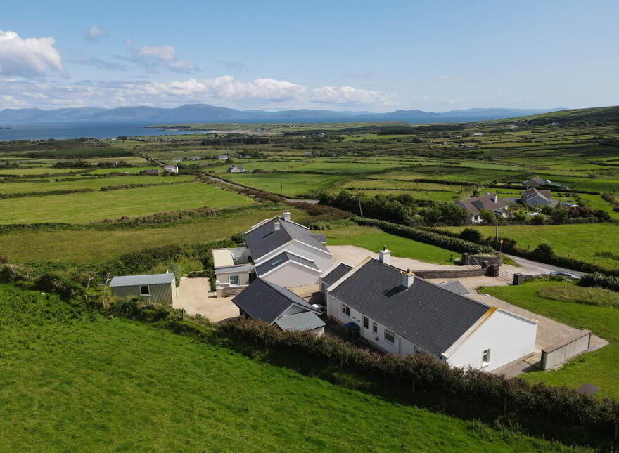 Foxglove Cottage, Coumaleague, Ventry