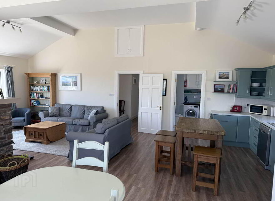 Foxglove Cottage, Coumaleague, Ventry