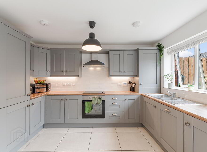 42 Ballyvarnet Lane, Bangor, BT19 1FF
