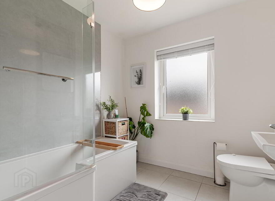 42 Ballyvarnet Lane, Bangor, BT19 1FF