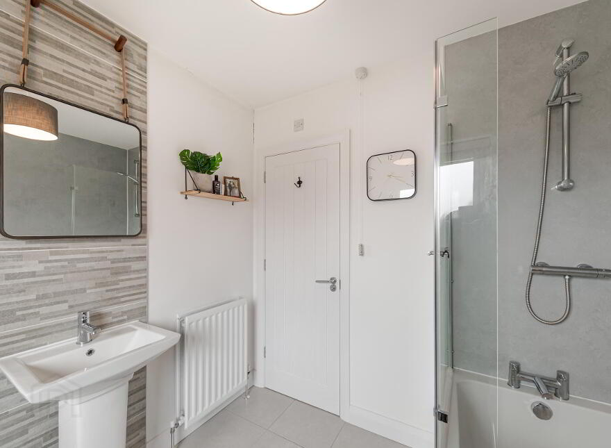 42 Ballyvarnet Lane, Bangor, BT19 1FF