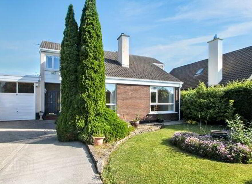 60 Shrewsbury Lawn, Cabinteely, Dublin, D18X3T3 photo