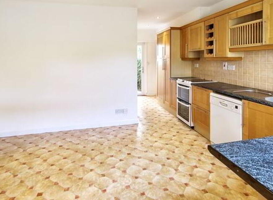 60 Shrewsbury Lawn, Cabinteely, Dublin, D18X3T3