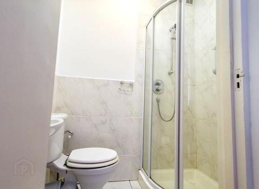 60 Shrewsbury Lawn, Cabinteely, Dublin, D18X3T3