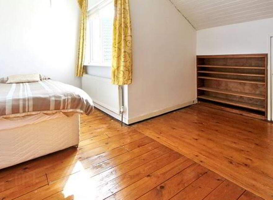 60 Shrewsbury Lawn, Cabinteely, Dublin, D18X3T3