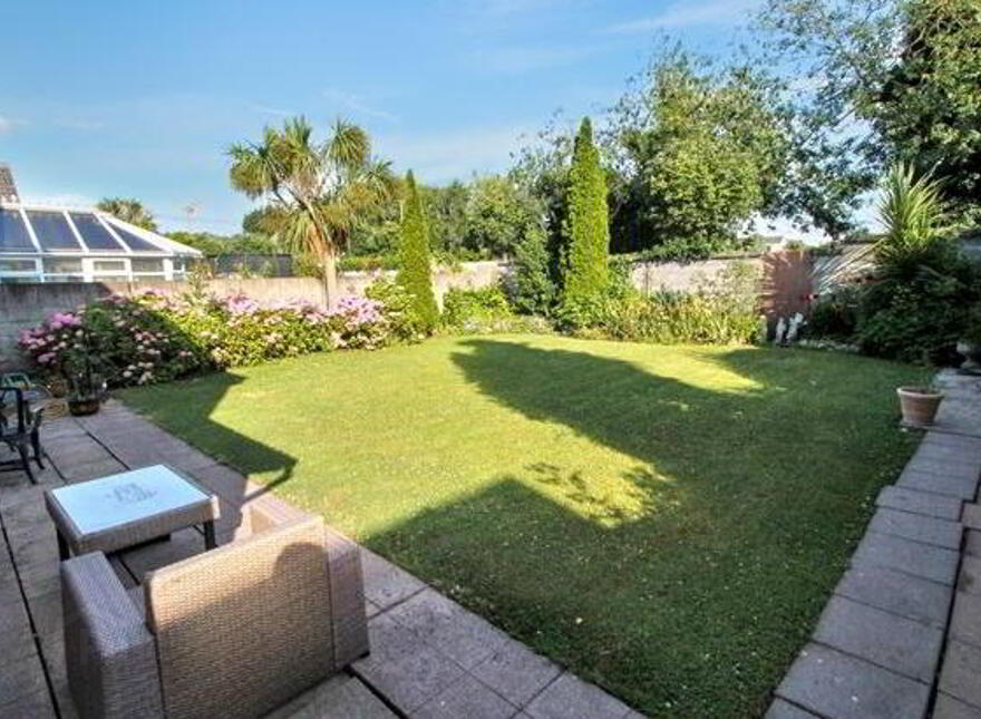 60 Shrewsbury Lawn, Cabinteely, Dublin, D18X3T3