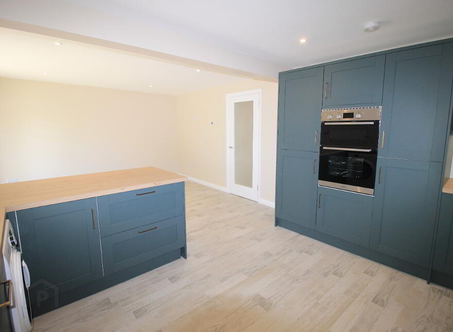 Glen Road, Derry, BT48 0BY