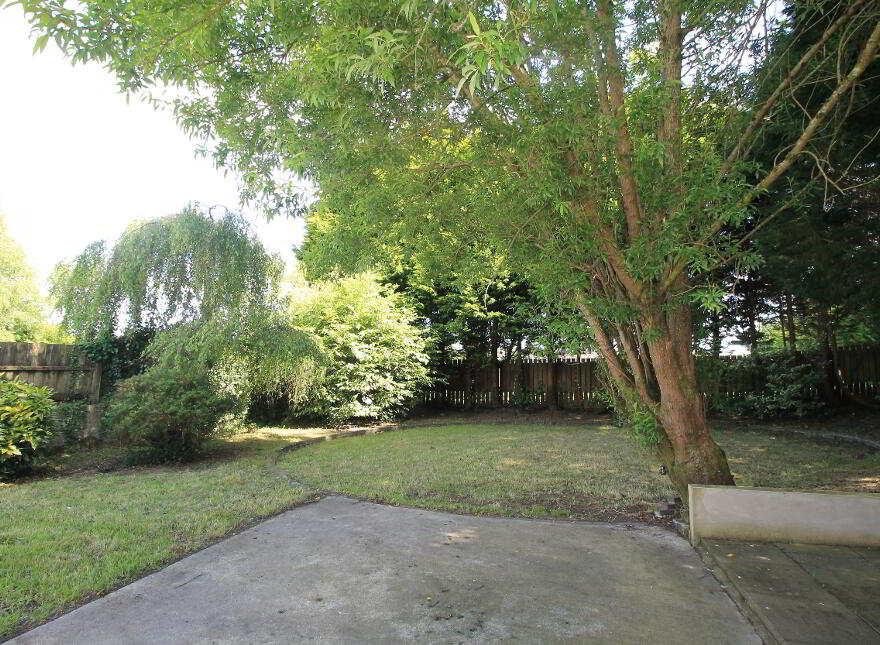 Glen Road, Derry, BT48 0BY