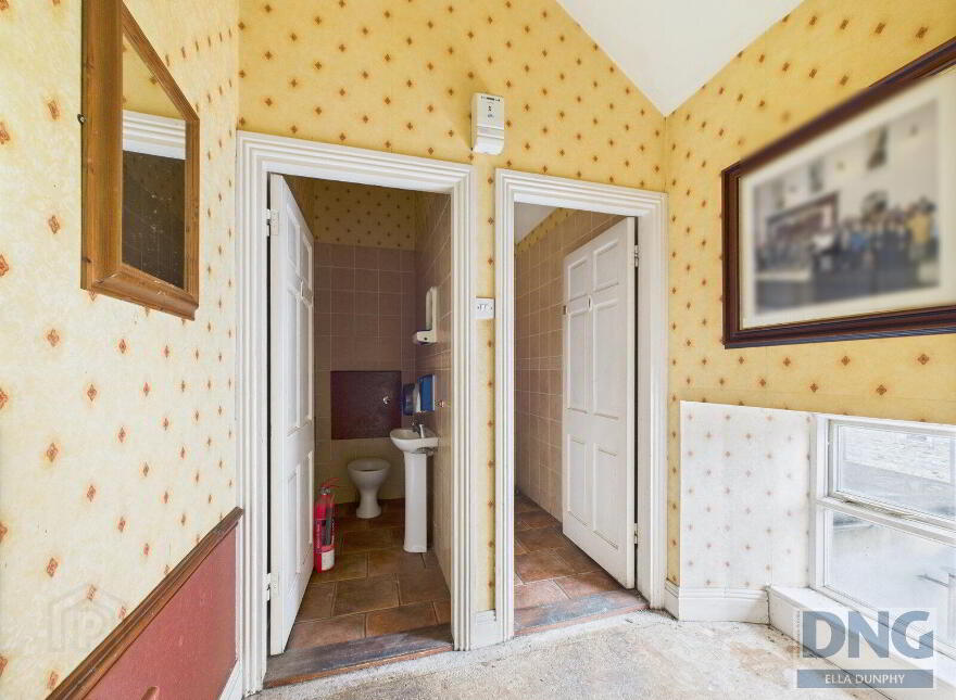 Bank House ( Circle Of Friends), High Street, Inistioge, R95TW02