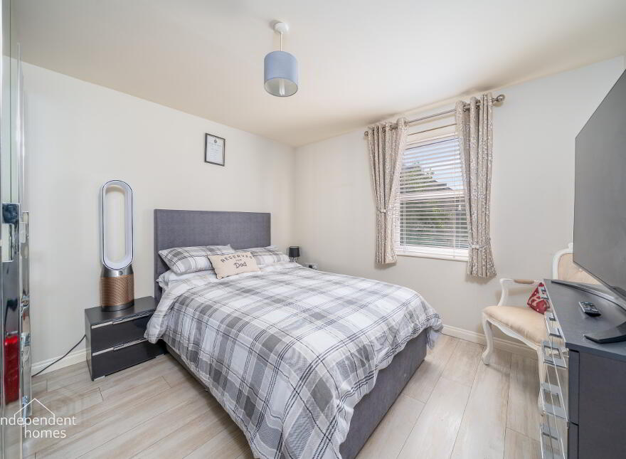 3 Corran Mews, Larne, BT40 1FH