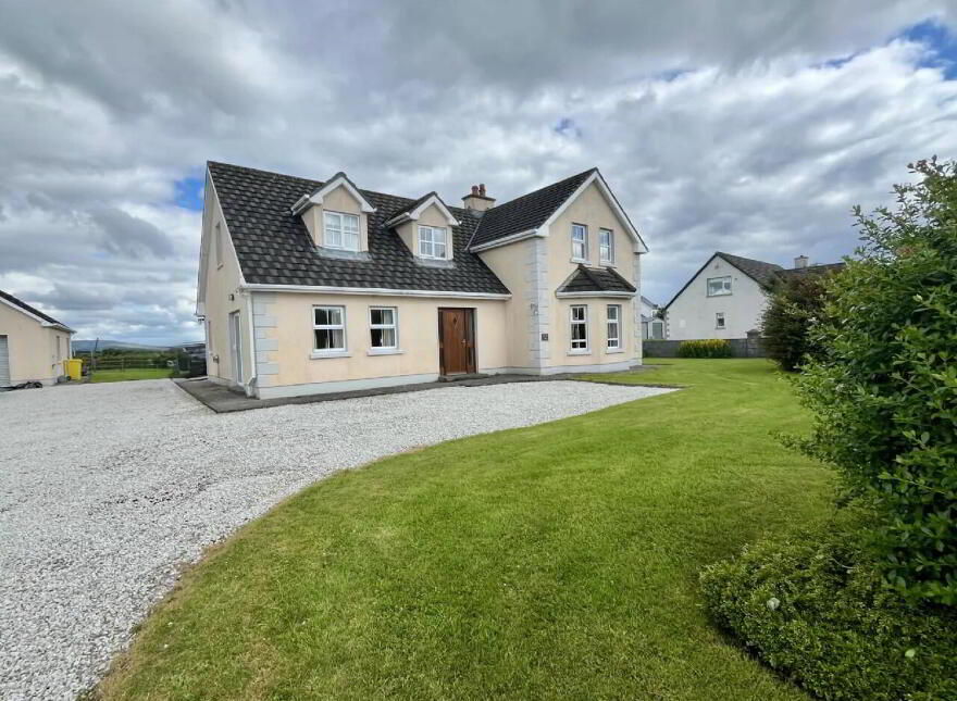 Falcons Rise, Lisduvogue, Knockmore, Ballina, F26T6P2 photo