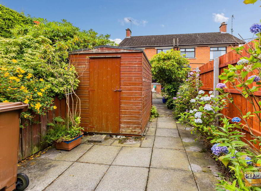 34 Ballinderry Road, Lisburn, BT28 1UG