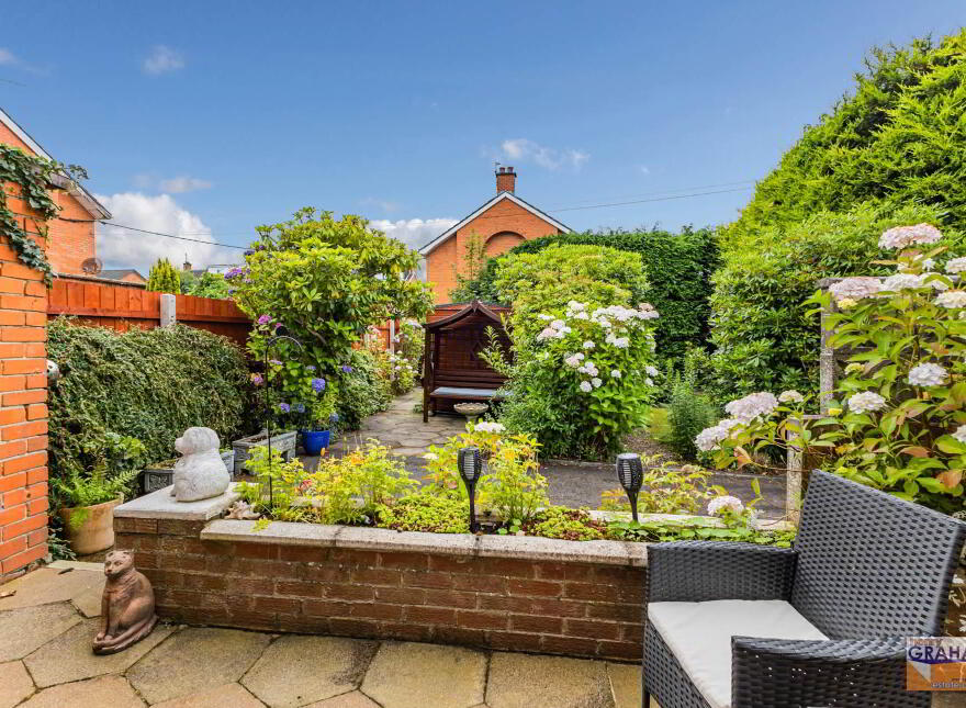 34 Ballinderry Road, Lisburn, BT28 1UG