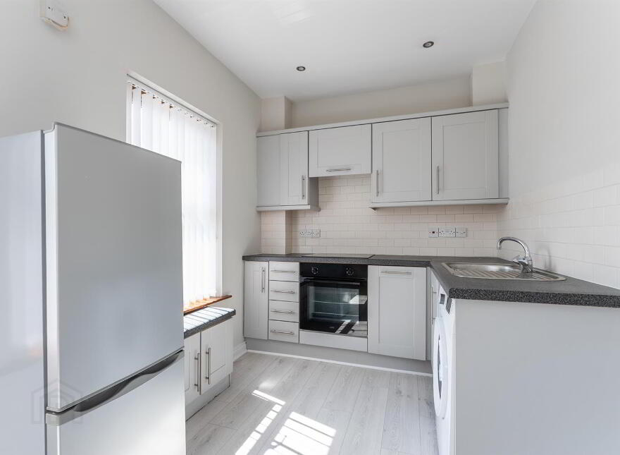 46 Mayfield High Street, Newtownabbey, BT36 7WU